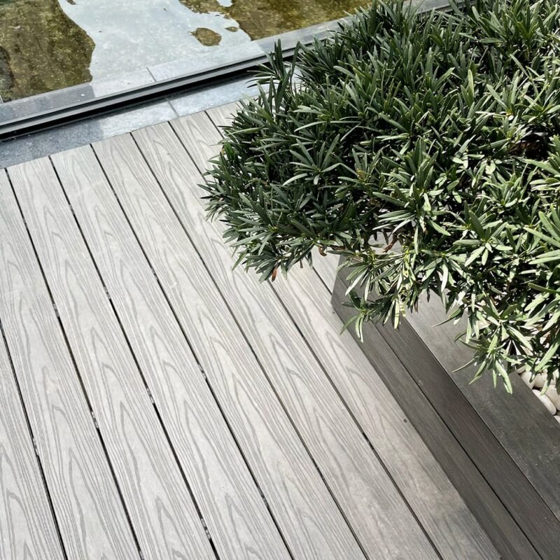 wood-plastic composite flooring